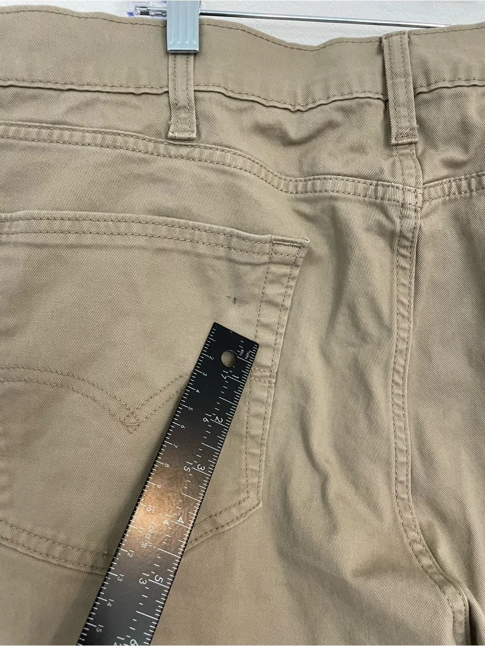 Levi's 514 Men's 38x29 Khaki Straight-Leg Jeans